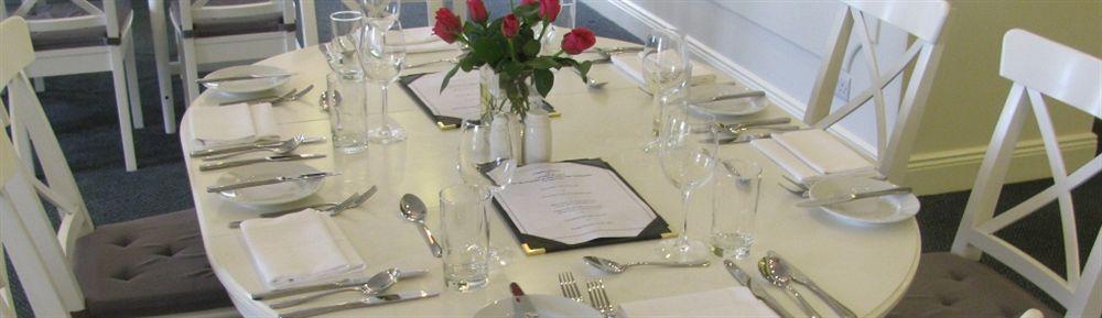 יוגאל Walter Raleigh Hotel מראה חיצוני תמונה